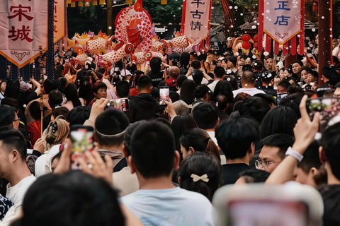 Hangzhou in 2 Days: Cruise West Lake & enjoy the Love Show