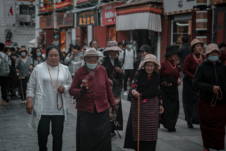 Shanghai: 10-Day Tibet Train Tour with Everest Base Camp