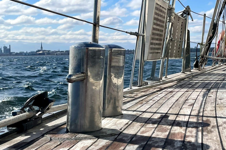 Tallinn: Sunset Cruise on a Luxury Yacht