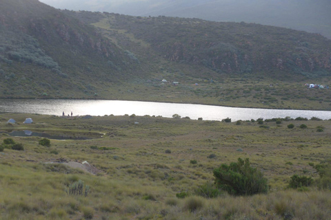 Da Nairobi: Esperienza di trekking di 4 giorni sul Monte KenyaDa Nairobi: 4 giorni di trekking sul Monte Kenya