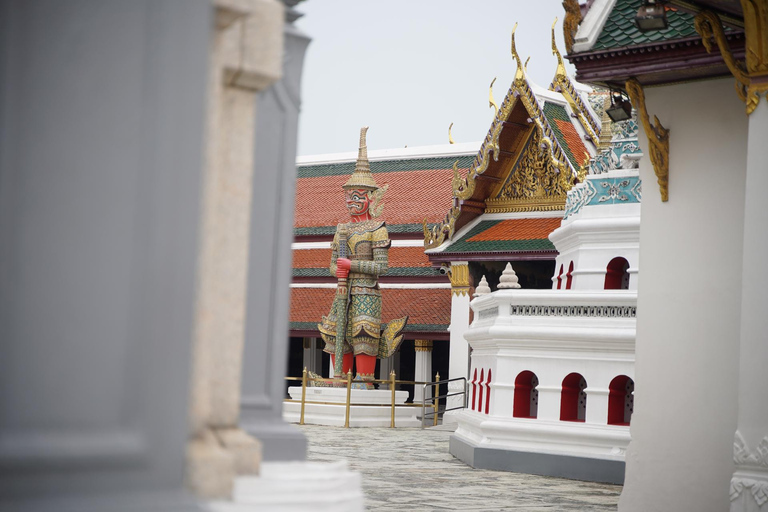 Bangkok: Grand Palace, Wat Pho, Wat Arun Sacred & Local Tour Tha Maharaj