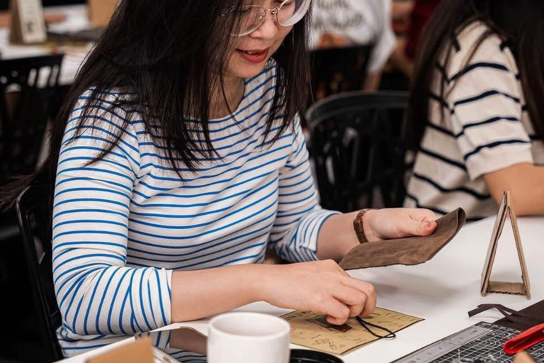 Hanoi: Leather Notebook Making Workshop Craft Your Journal Size 13x21cm