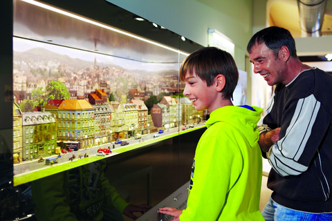 Einbeck: Ticket for the PS.SPEICHER Classic Car and Adventure Museum Winter weekend and summer opening hours