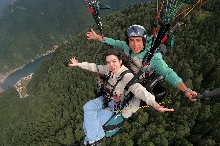 Trabzon: esperienza di parapendio in tandem a Uzungöl