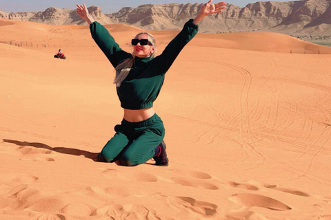 Riyadh: Red Sands Dunes Tour with Camel Ride & Snacks