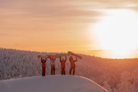 Saariselkä: Paquete de un día de Snowboard fácil (11y+)