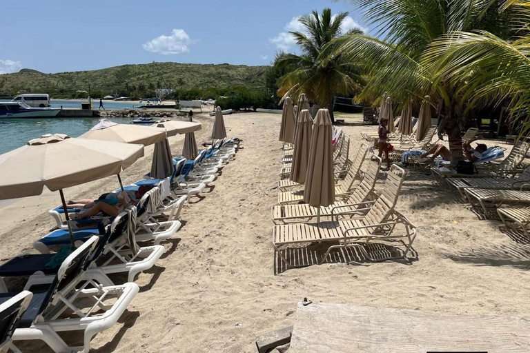 St Kitts: Reggae Beach Bar Bundle Pass