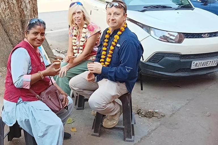 Geführte morgendliche E-Rikscha-Fahrt mit Lebensmittelverkostung