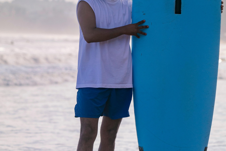 Surf & Stay – Beginner Surf Lessons with Stand‑Up Guarantee Mirissa: Surfing Lesson with Equipment & ISA Instructor