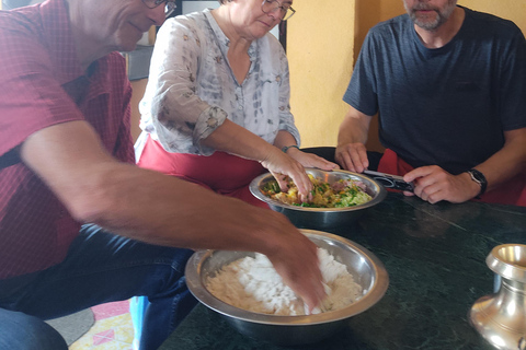 Aula de culinária de Momo com o Home ChefAula de culinária Momo com chef caseiro