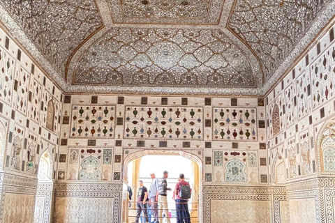 2-Day Jaipur Heritage Tour with Samode Palace & Village Private Jaipur & Samode Tour (Car + Guide + Samade Entry)