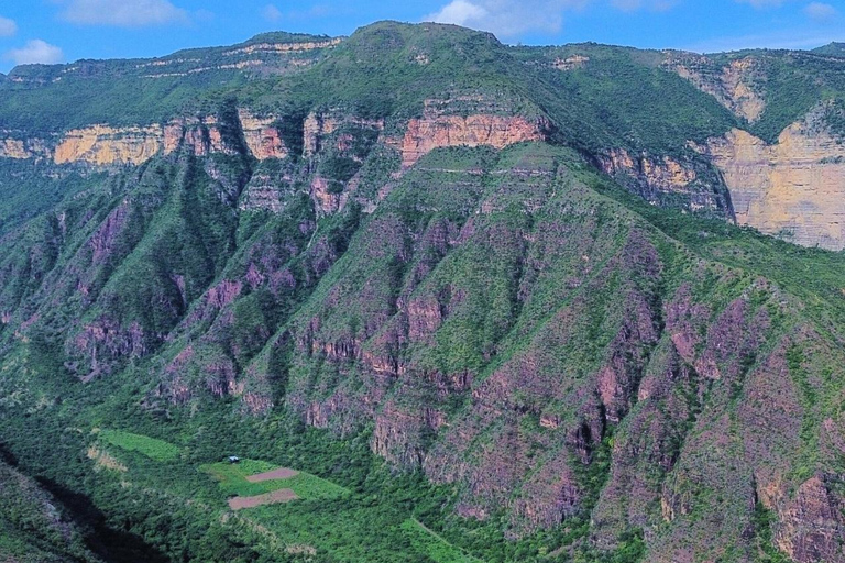 Extreme Trekking by Camino Real: Barichara- Chicamocha Canyon Full Day