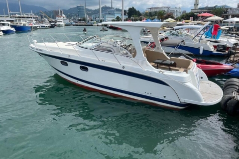 Batumi : Billet d'entrée pour un yacht privé sur la côte de la mer NoireBatumi : Billet pour un bateau privé sur la mer Noire