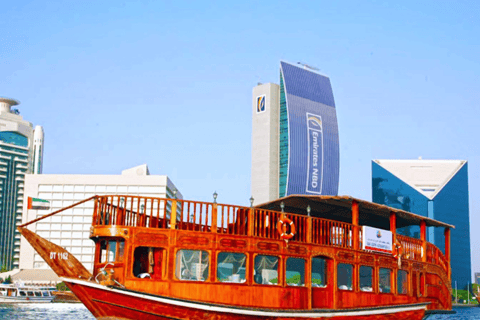 Dubai: Dhow Dinner Cruise op de Creek of in de jachthaven met live showsKreek rondvaart