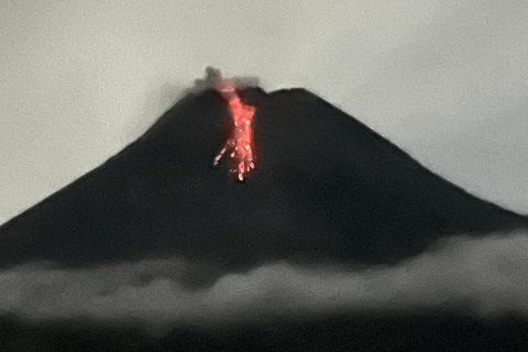 Yogyakarta:Mount Merapi Night Lava Flow or Sunrise Hike Tour Sunrise & Lava Flow View