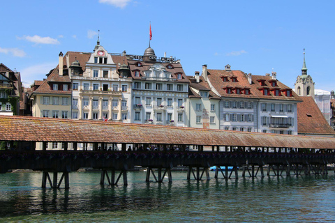 Lucerna: Excursão a pé particular com um guia de turismo