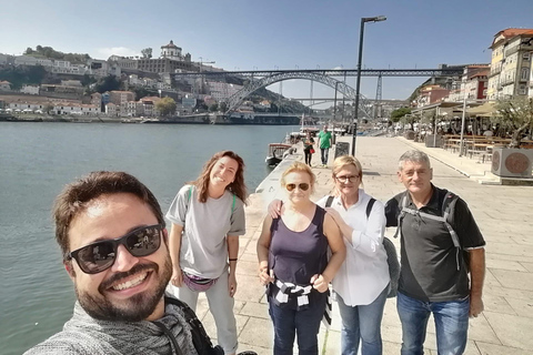 Porto : Visite guidée à pied des points forts de la ville