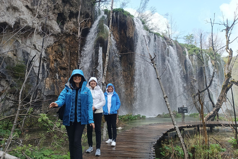 Zagreb: Plitvice Lakes & Rastoke Private Day Trip