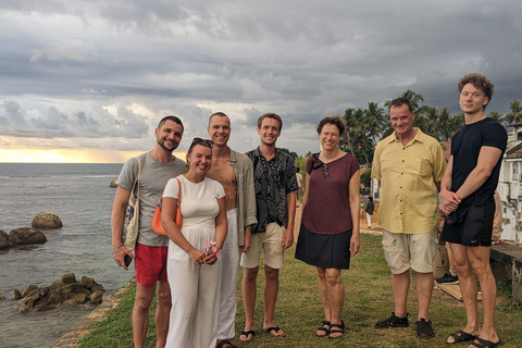 The Five-Star Galle Fort Walk with an Academic