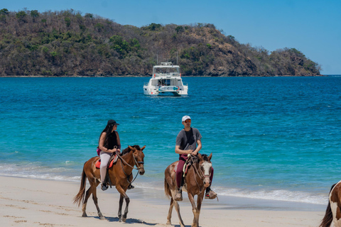 From Brasilito: 1-Hour Horseback Riding Beach Tour