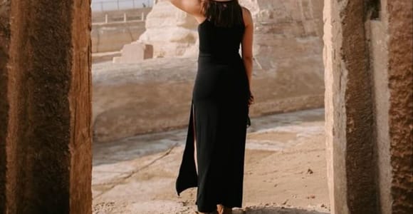 Ancient Wonders: Pyramids of Giza& Lunch in Felucca in Nile