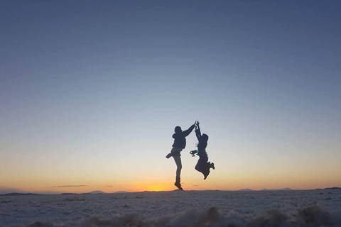 San Pedro de Atacama: 3-Day Uyuni Tour, Small Group, Full Board