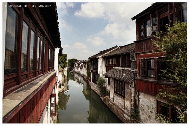 Private Shanghai Stadtführung mit Zhujiajiao Water Village