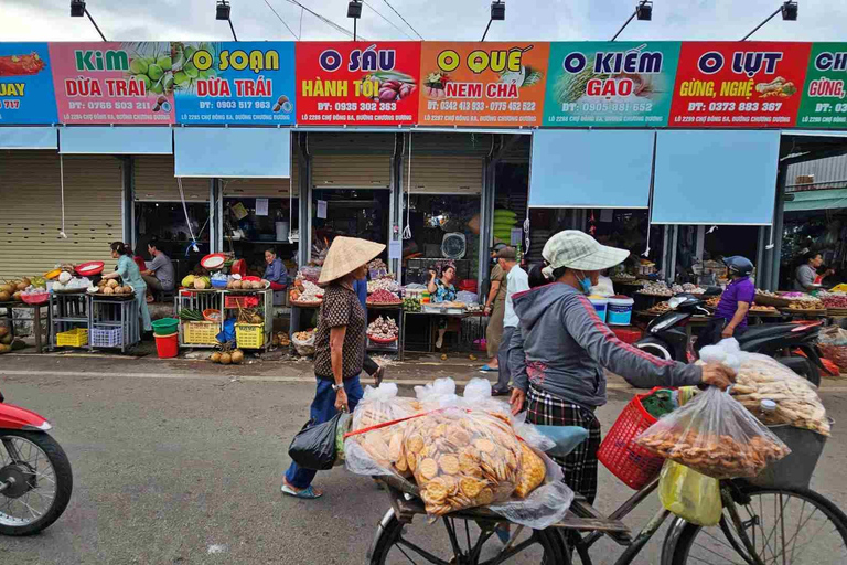 Hue: Food Walking Tour with Coffee and Market Visit Hue Street Food Tour by Cyclo