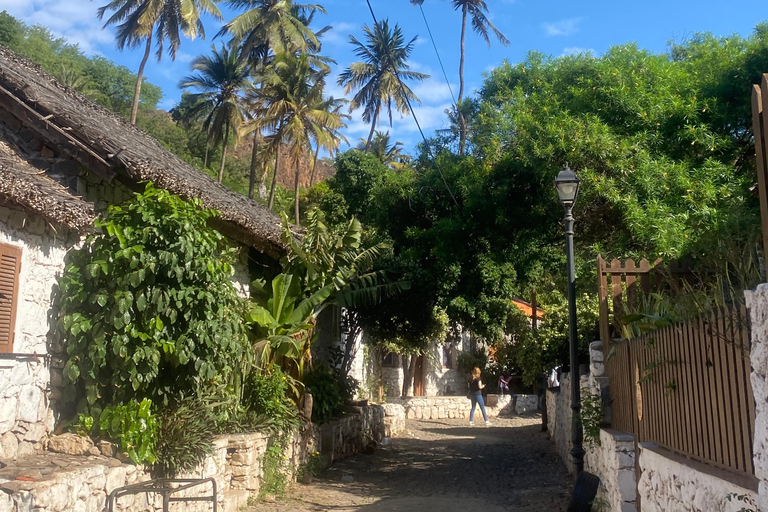 Z Praia: Półdniowa wycieczka do Cidade Velha z degustacją i lokalnym warsztatem