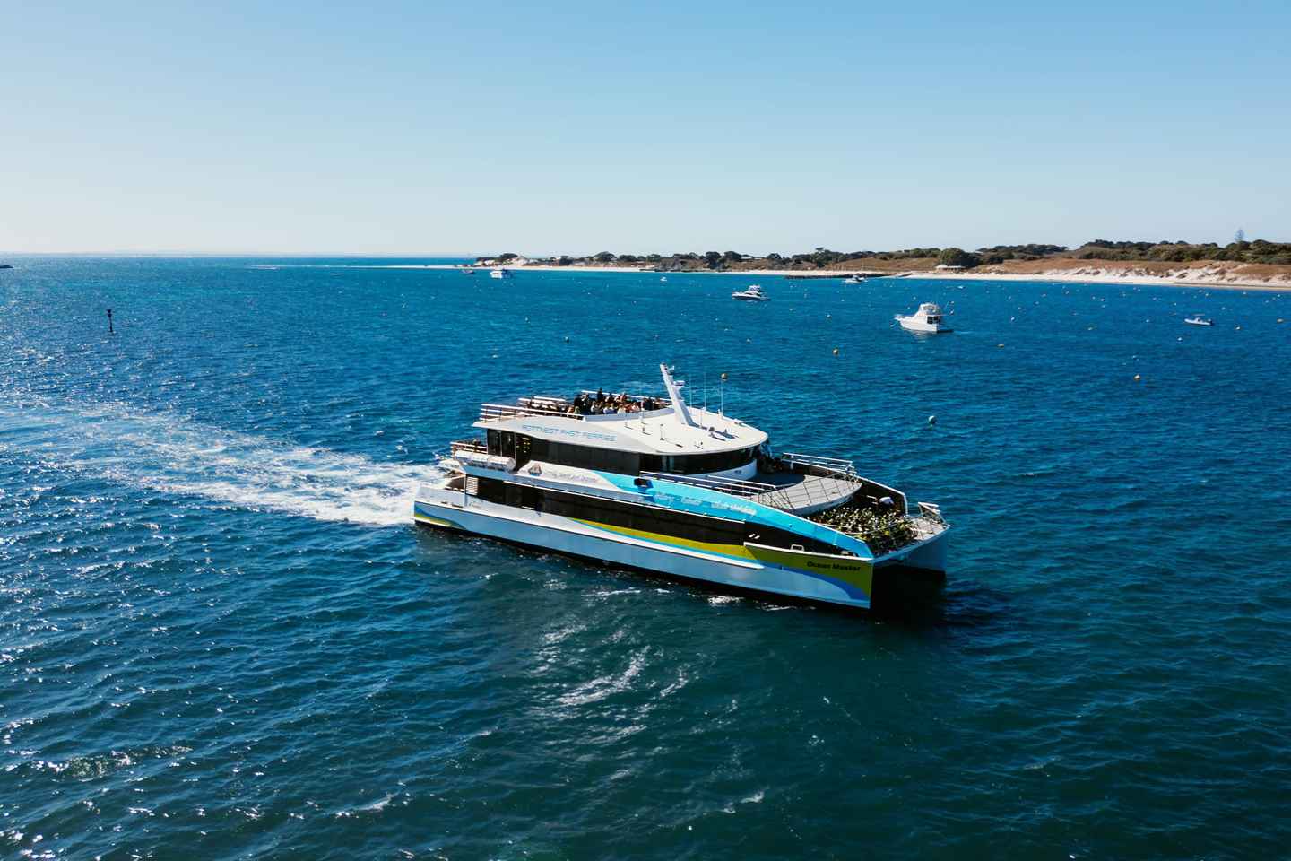 Hillarys Boat Harbour: Rottnest Island Ferry Transfer - Ferry Transfers with Hotel PickUp and Drop-Off