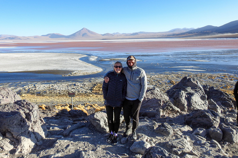 Uyuni: 3-Day Salt Flats Tour to San Pedro de Atacama ENGLISH-SPEAKING GUIDE