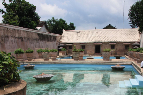 Tour guidato del Palazzo del Sultano, del Tempio di Prambanan e del Castello d&#039;Acqua