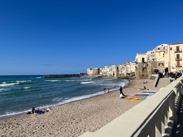 Visit Sicily  audioguide of Cefalu, fisherman town near Palermo in Cefalù