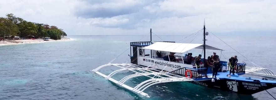 Bohol : Observation des dauphins et plongée en apnée sur l'île de Balicasag