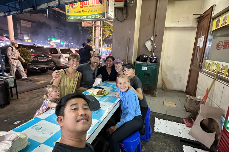 Jakarta Evening City Tour with Food Tasting