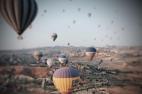 Cappadocia: Göreme National Park Sunrise Balloon Flight