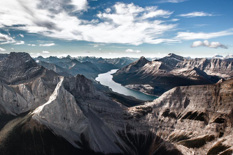 Banff: Excursión de 45 minutos en helicóptero &quot;El Guerrero Durmiente