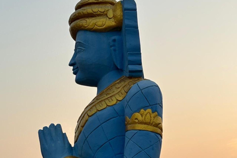 Mumbai: tour globale della Pagoda Vipassana con trasportoTour mondiale delle pagode Vipassana con trasporto incluso