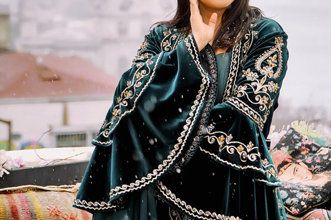 Istanbul: Rooftop Photoshoot with Flying Dress