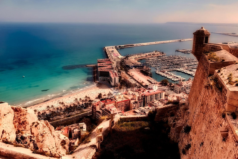 tour guiado por la ciudad de Alicante en privado