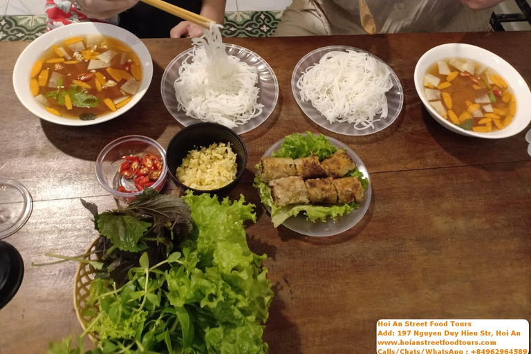 Hoi an food tour with 8 different street food tasting