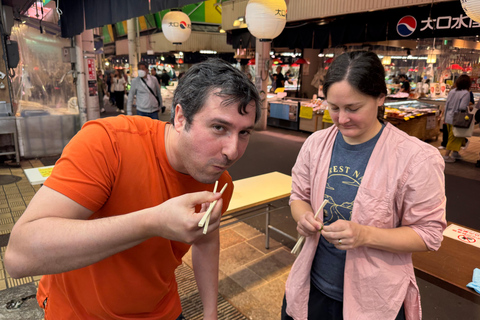 نزهة طعام ثقافية في كانازاوا من سوق أوميتشو إلى منطقة الجيشا