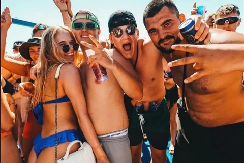 Malta: Festa de barco + esportes aquáticos + Comino + OpenBar TUDO INCLUÍDO