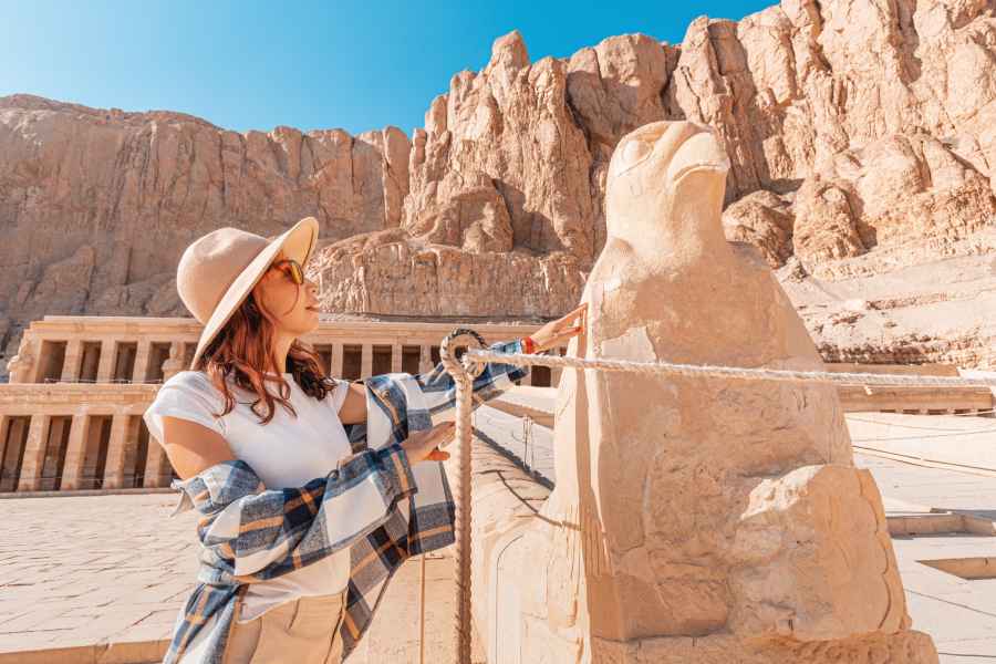 Visiting the Colossi of Memnon, Luxor: A Practical Guide — The