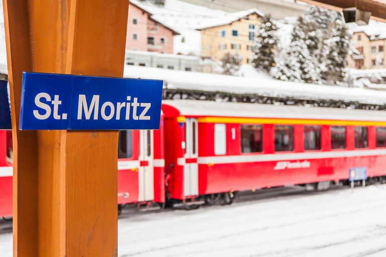 Visite de Milan à St. Moritz en voiture privée et Bernina Express