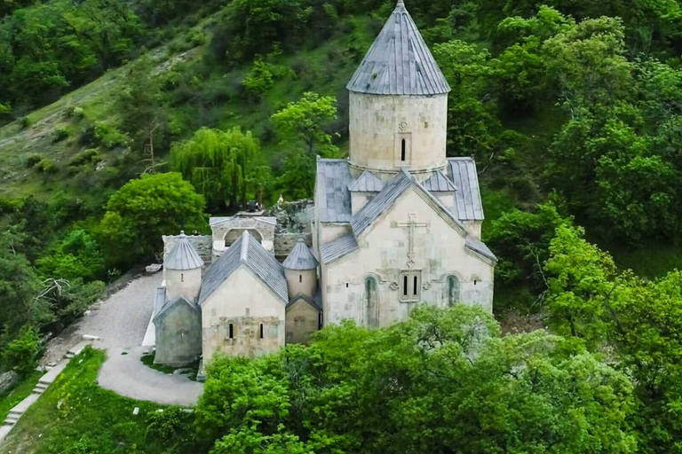 从埃里温出发：追寻马努尼亚足迹的贝尔德城市之旅从埃里温出发：追寻曼努尼亚足迹的贝尔德城市之旅