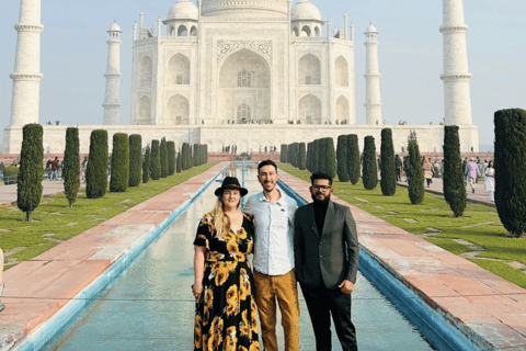 From Delhi: Agra Day Trip by Train with Taj Mahal & Lunch 1st Class Train with Car, Guide, Entry Ticket & 5 Star Lunch