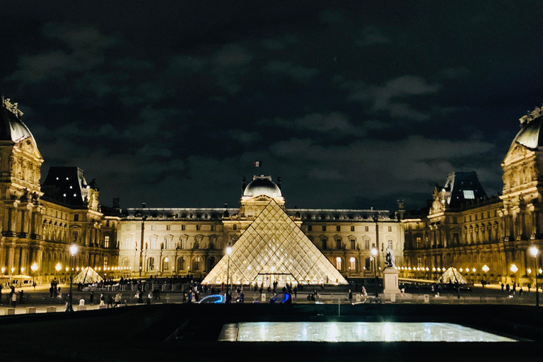 Paris: Christmas Lights Night Tour by Open-Top Bus 24-Hour Hop-on, Hop-off Tour & Christmas Lights Night Tour