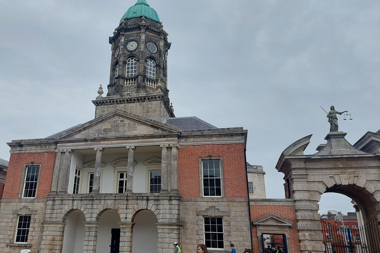 Dublin Landmarks Walking Tour Private Group Tour