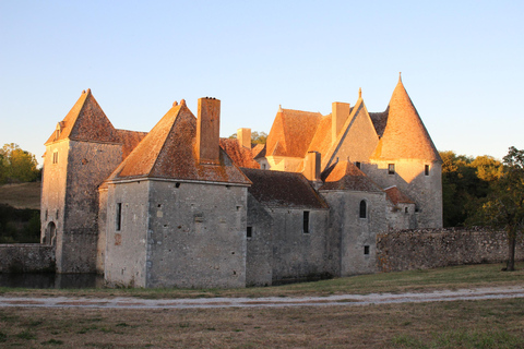 Loiretal; Gastronomische Tour; Mittelalterliches Schloss